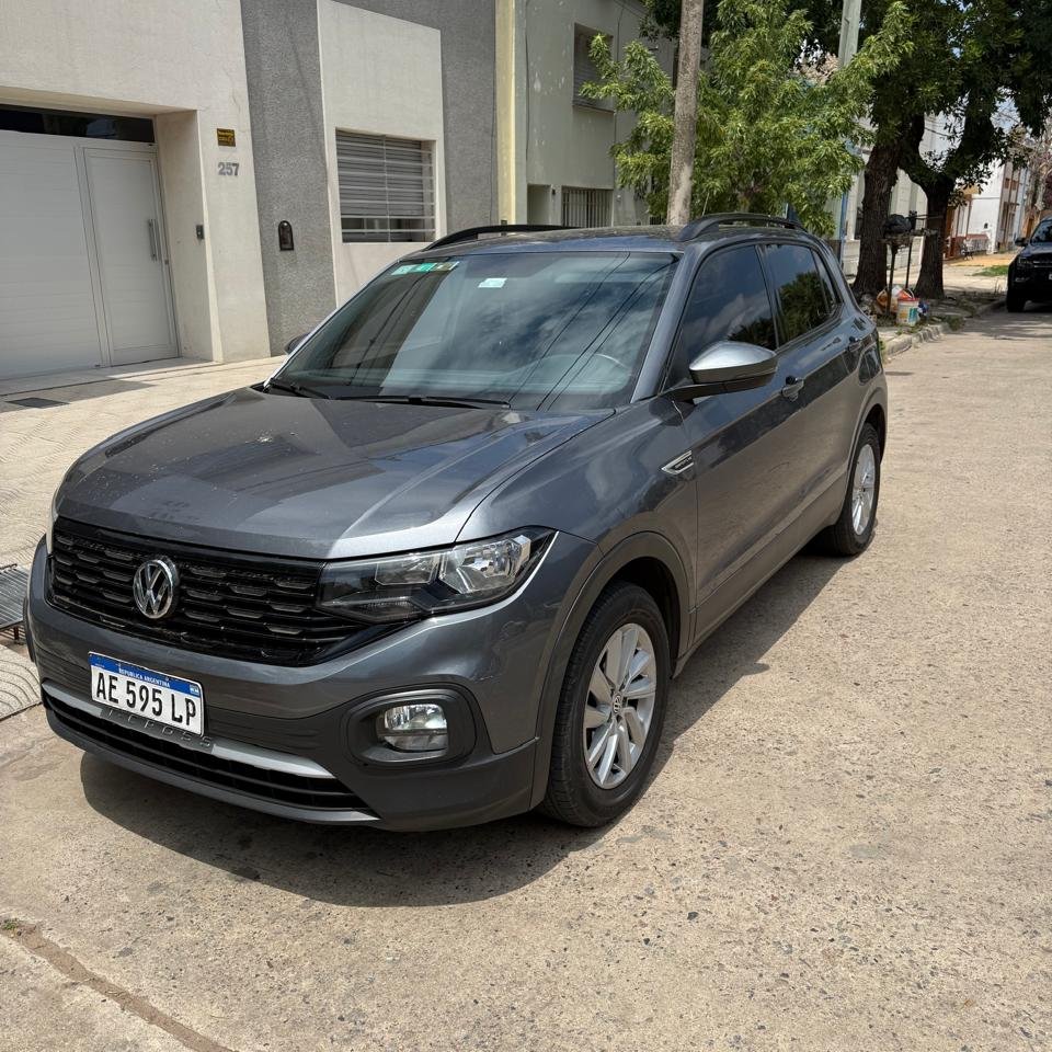 Miniatura 1 de VOLKSWAGEN T- CROSS COMFOTLINE 2021
