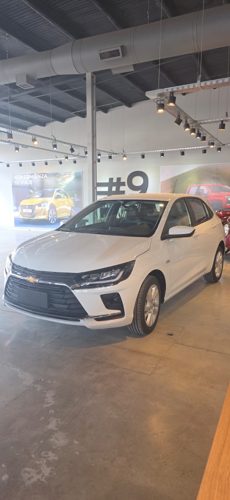 Miniatura 2 de CHEVROLET ONIX LTZ 2026