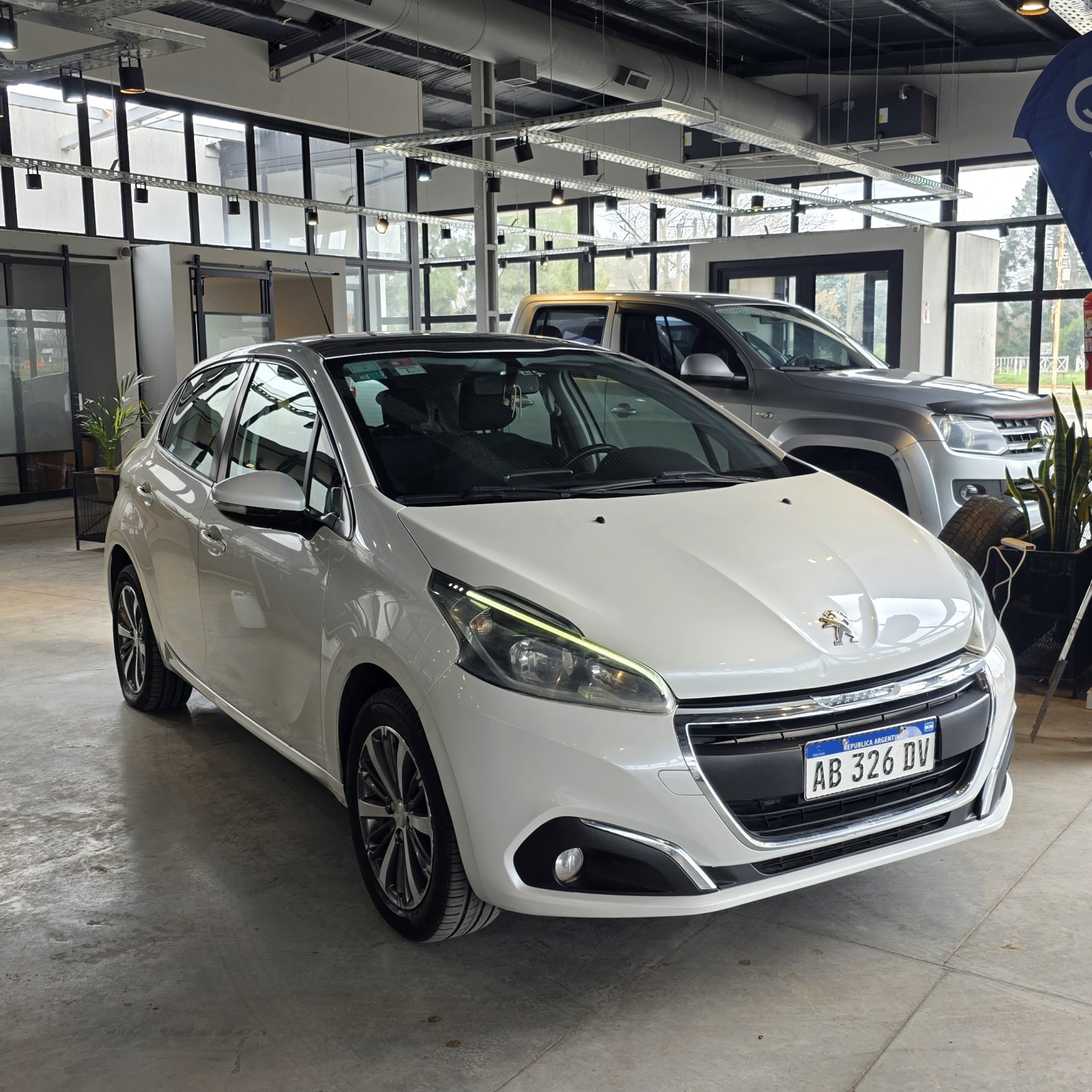 Miniatura 2 de PEUGEOT 208 ALLURE 1.6 2017