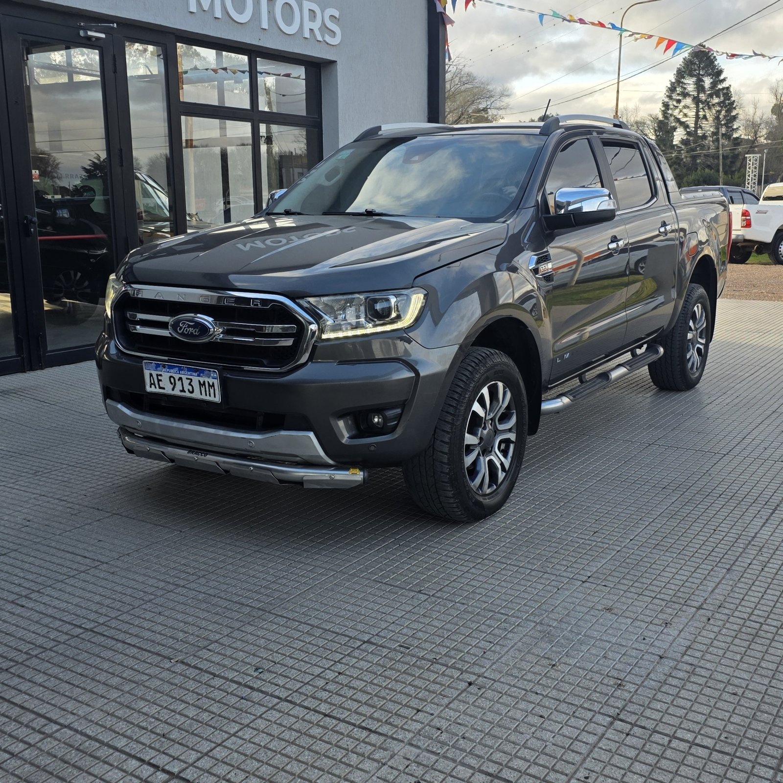 Miniatura 2 de FORD RANGER DC 4X4 LTD AT 3.2L D 2021