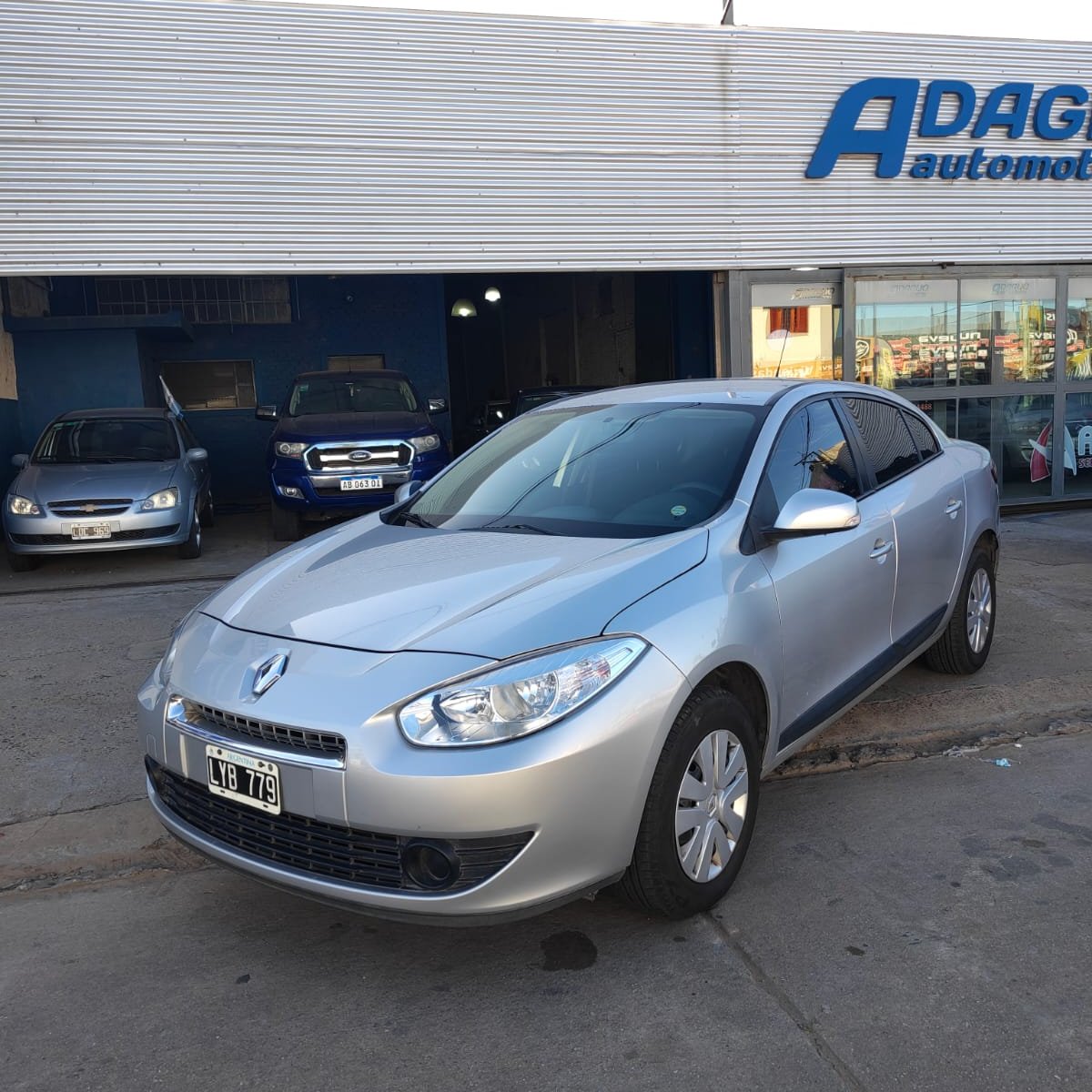 Miniatura 2 de RENAULT FLUENCE 1.6 CONFORT 2012