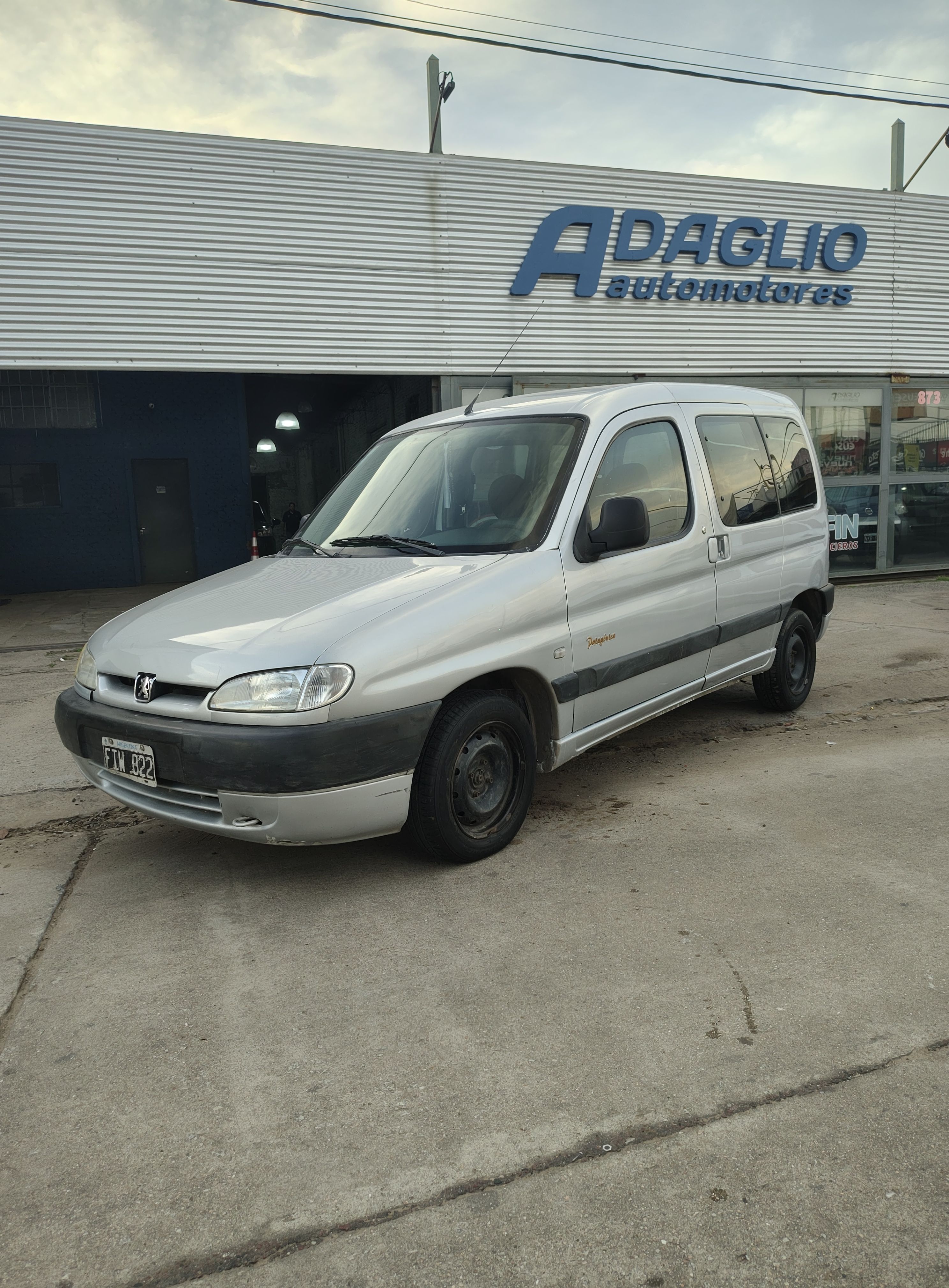 Miniatura 2 de PEUGEOT PARTNER PATAGONICA 1.9 D 2006