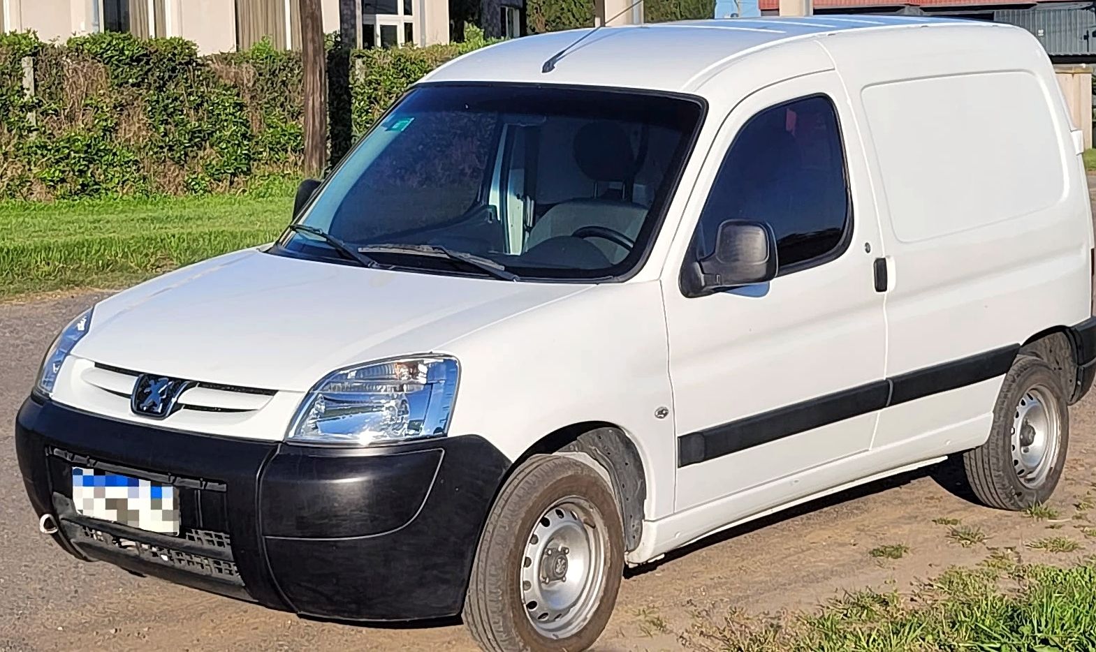 Miniatura 2 de PEUGEOT PARTNER 1.6 FURGON COMFORT HDI 2018