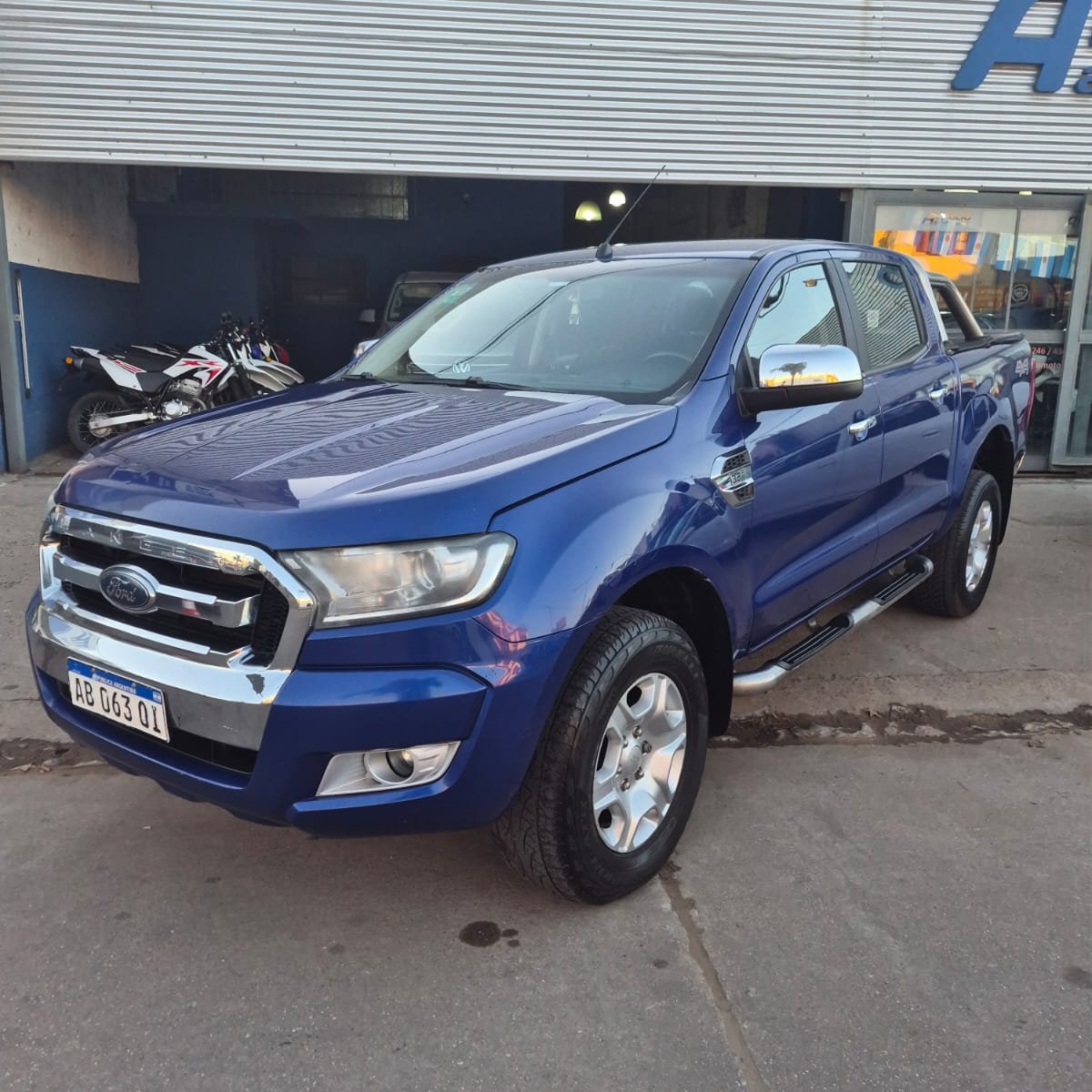 Miniatura 2 de FORD RANGER XLT 4X4 AT 3.2 2017