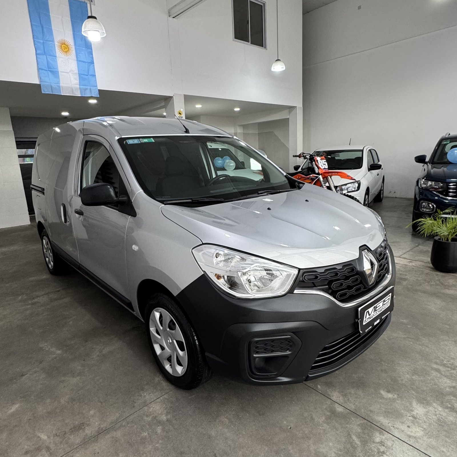 Miniatura 2 de RENAULT KANGOO SCE 2023