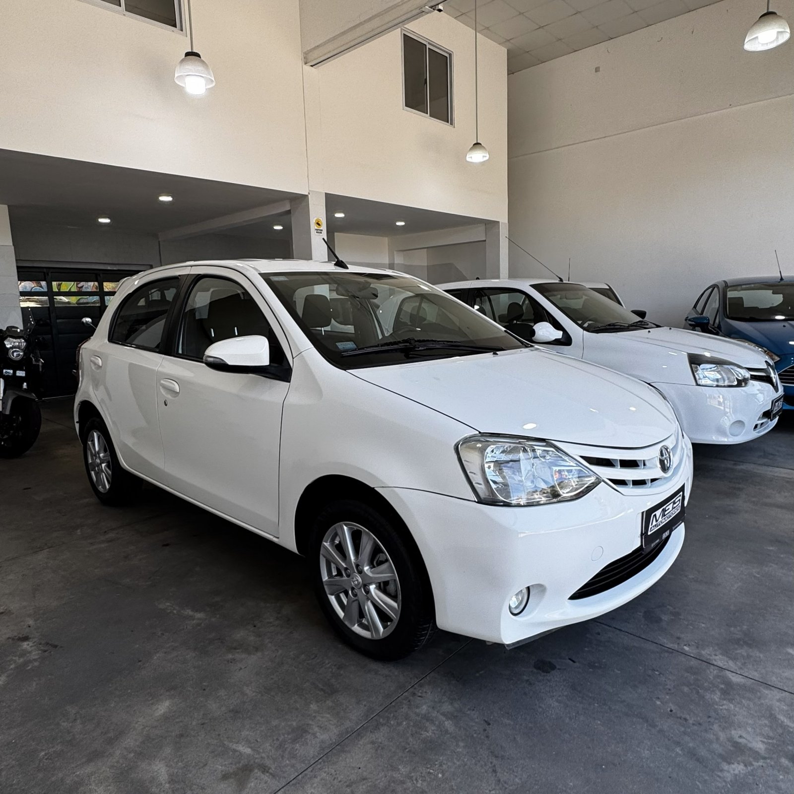 Miniatura 1 de TOYOTA ETIOS XLS 5P 2016