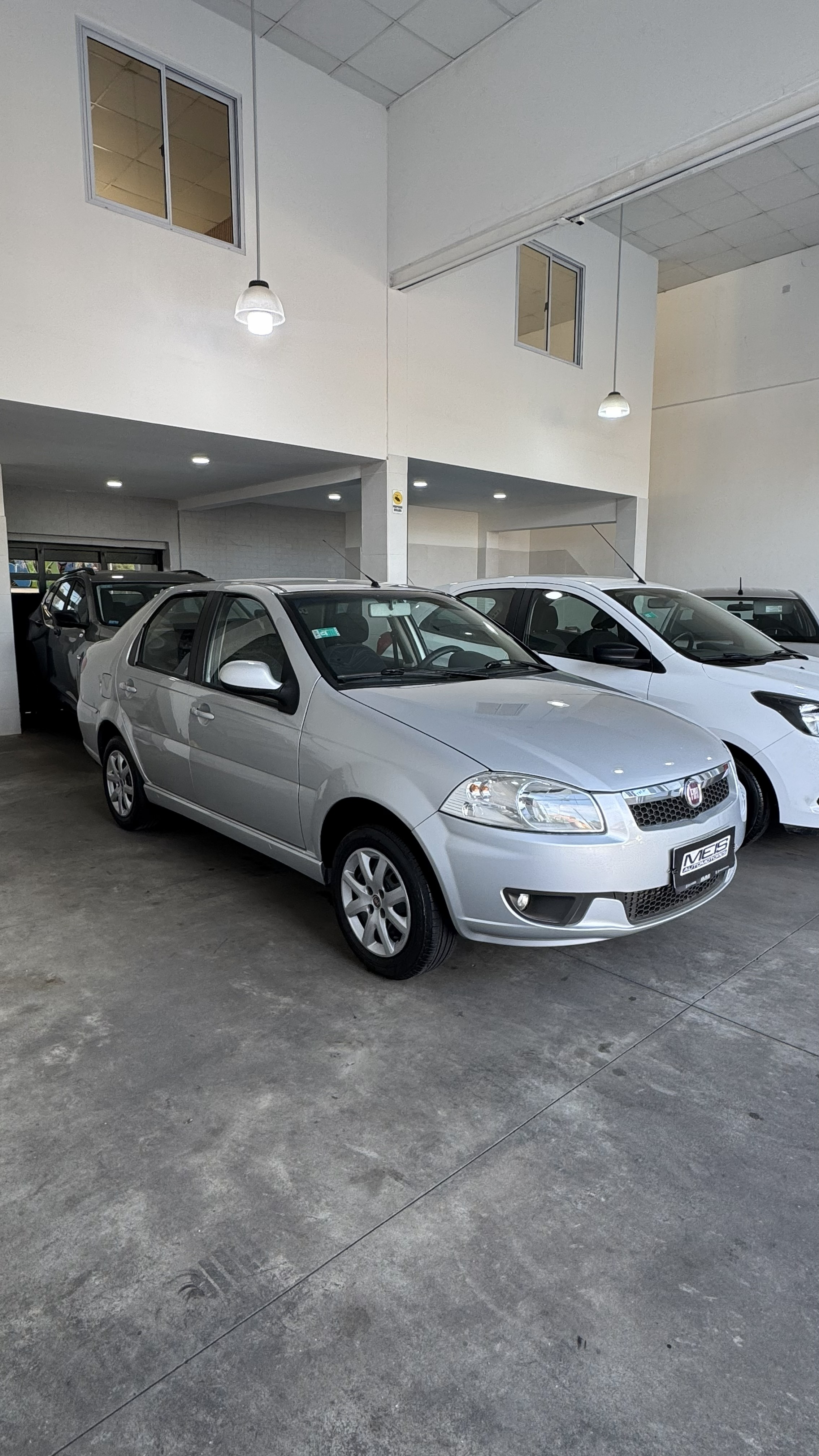 Miniatura 2 de FIAT SIENA EL 2016