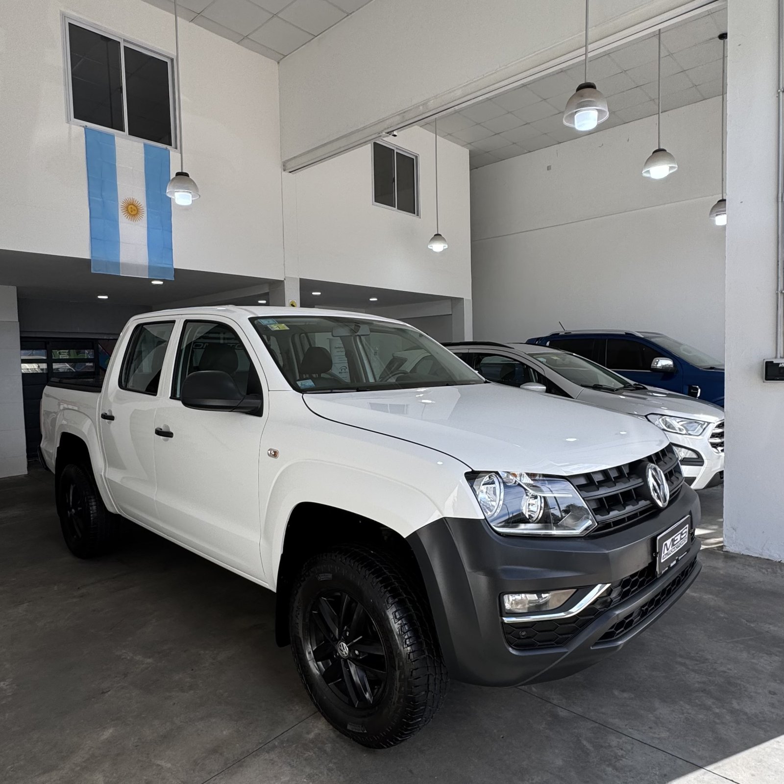 Miniatura 2 de VOLKSWAGEN AMAROK TRENDLINE MT 4X4 2022