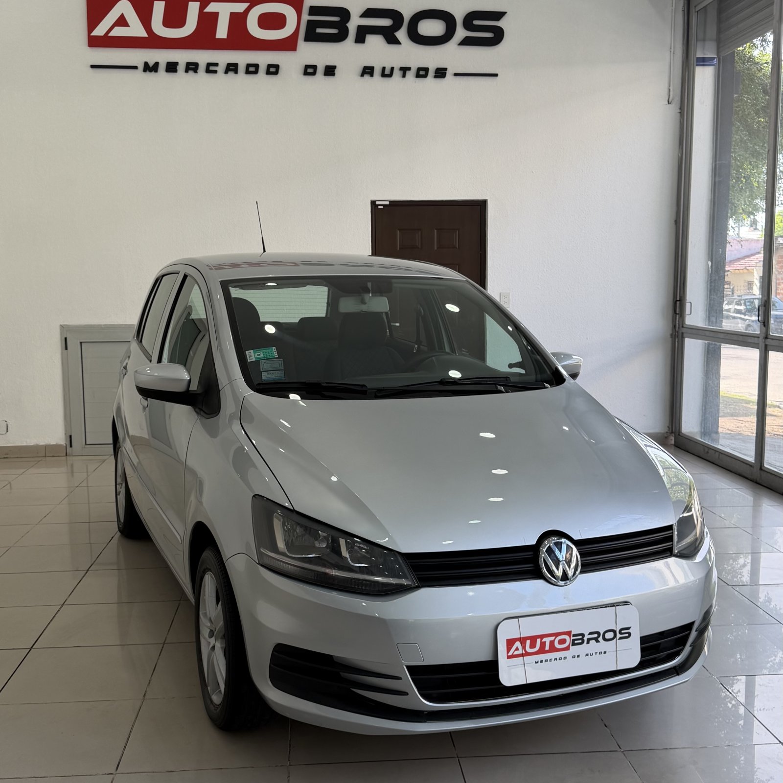 Miniatura 2 de VOLKSWAGEN FOX 1.6 COMFORTLINE 2016