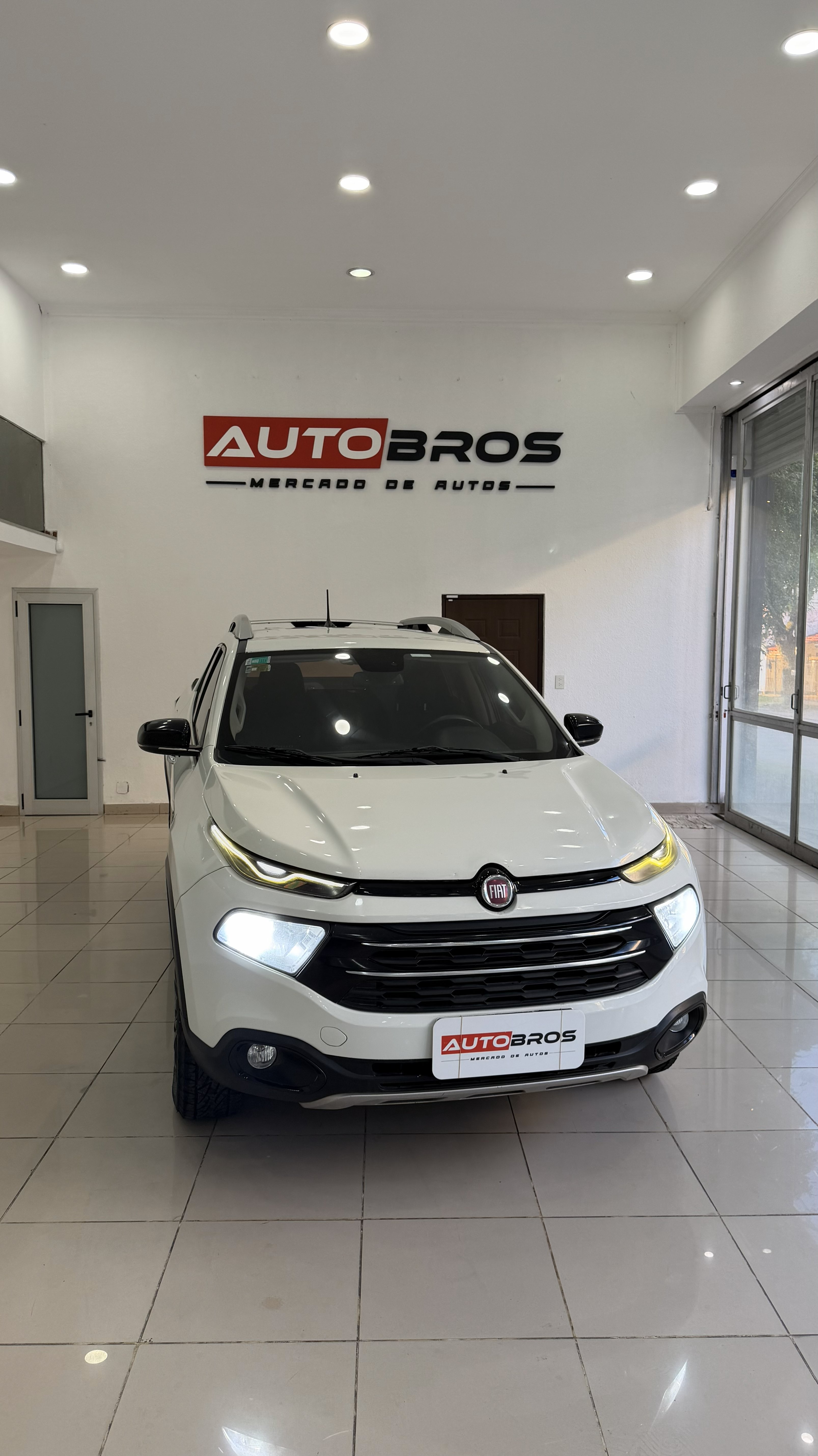 Miniatura 2 de FIAT TORO 2.0 VOLCANO 2016