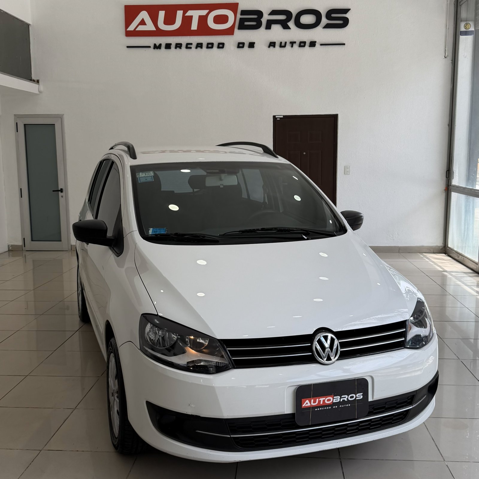 Miniatura 1 de VOLKSWAGEN SURAN 1.6 COMFORTLINE 2011