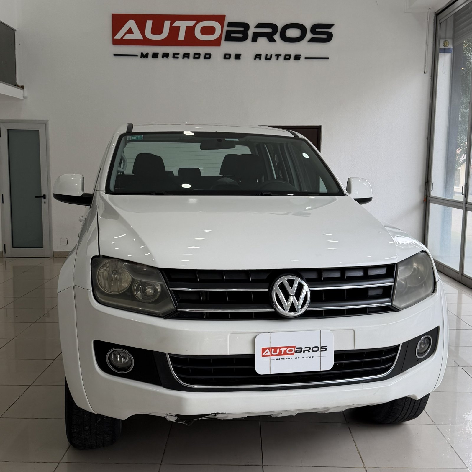 Miniatura 1 de VOLKSWAGEN AMAROK COMFORTLINE 180CV 2014