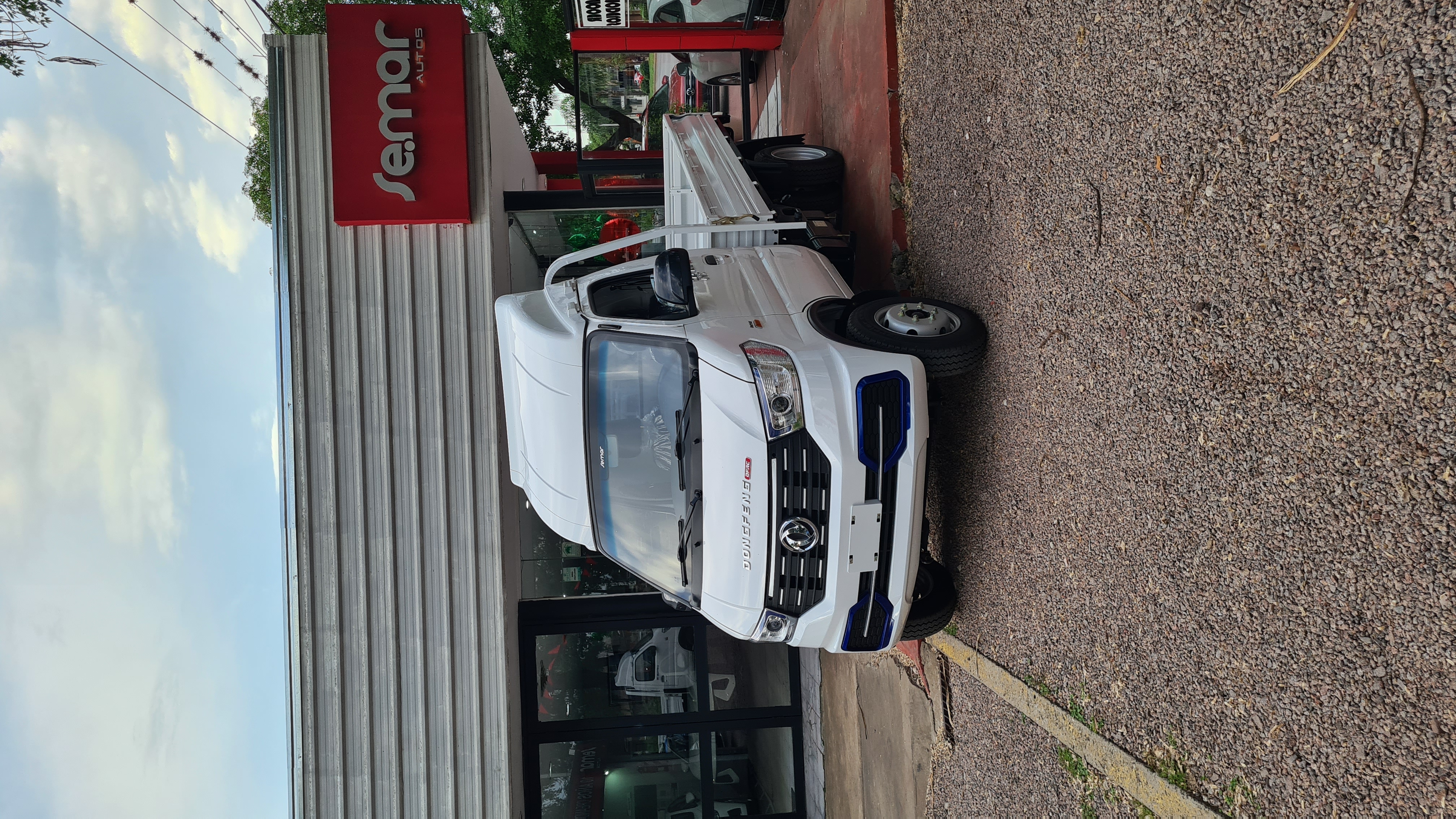 Miniatura 2 de DONG FENG CAPTAIN 412 DUAL 1.6 2025