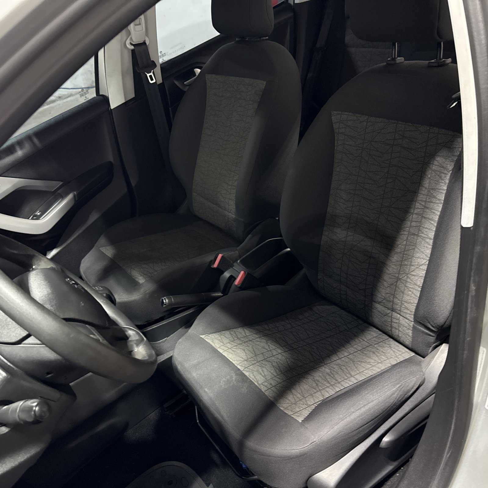Miniatura 10 de PEUGEOT 208 ACTIVE 1.6N 2019