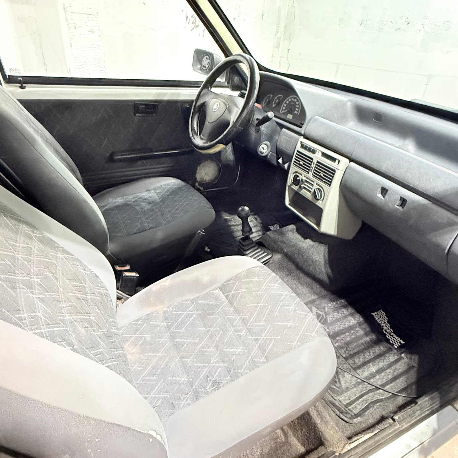 Miniatura 4 de FIAT UNO VAN FIRE MPI 8V 2006