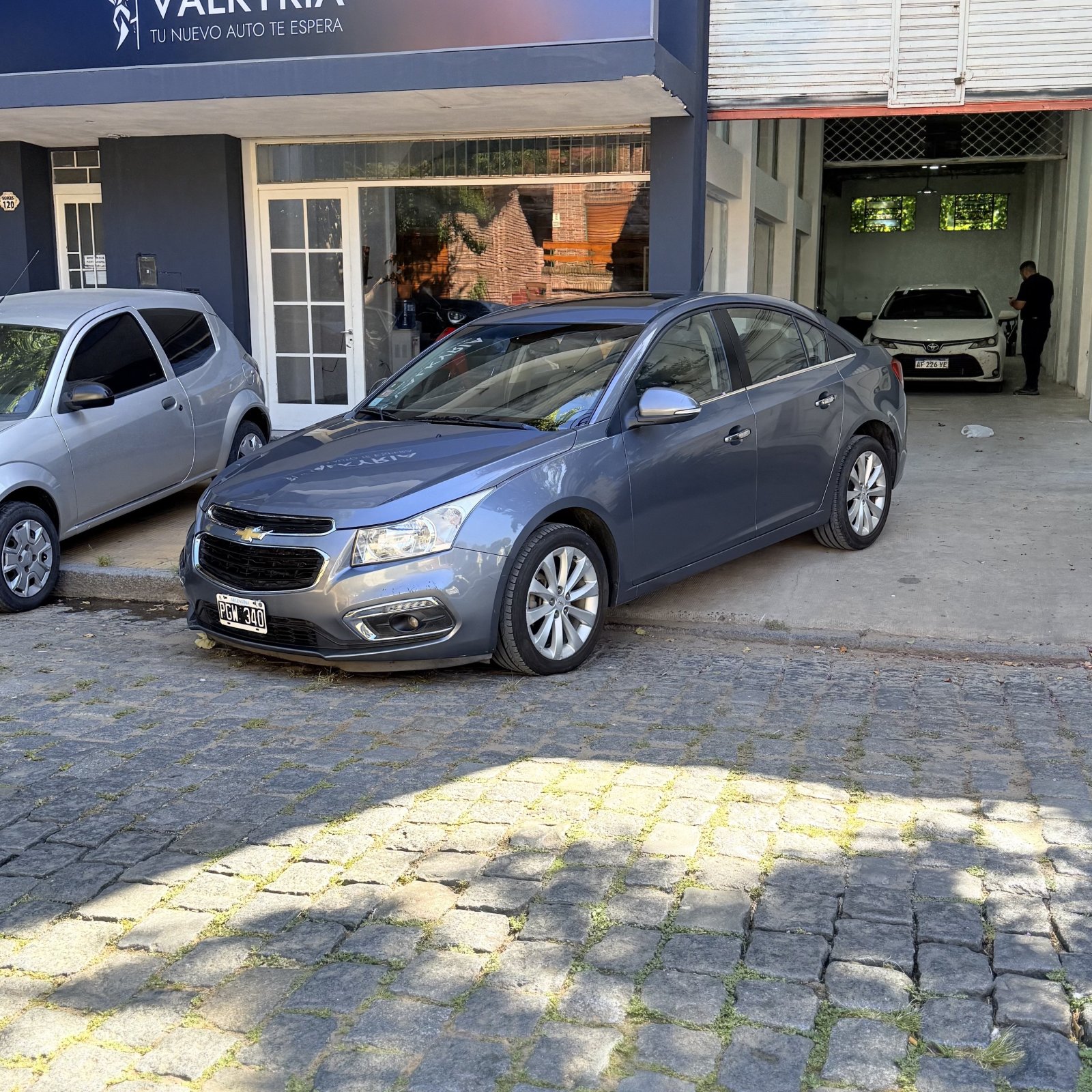CHEVROLET CRUZE