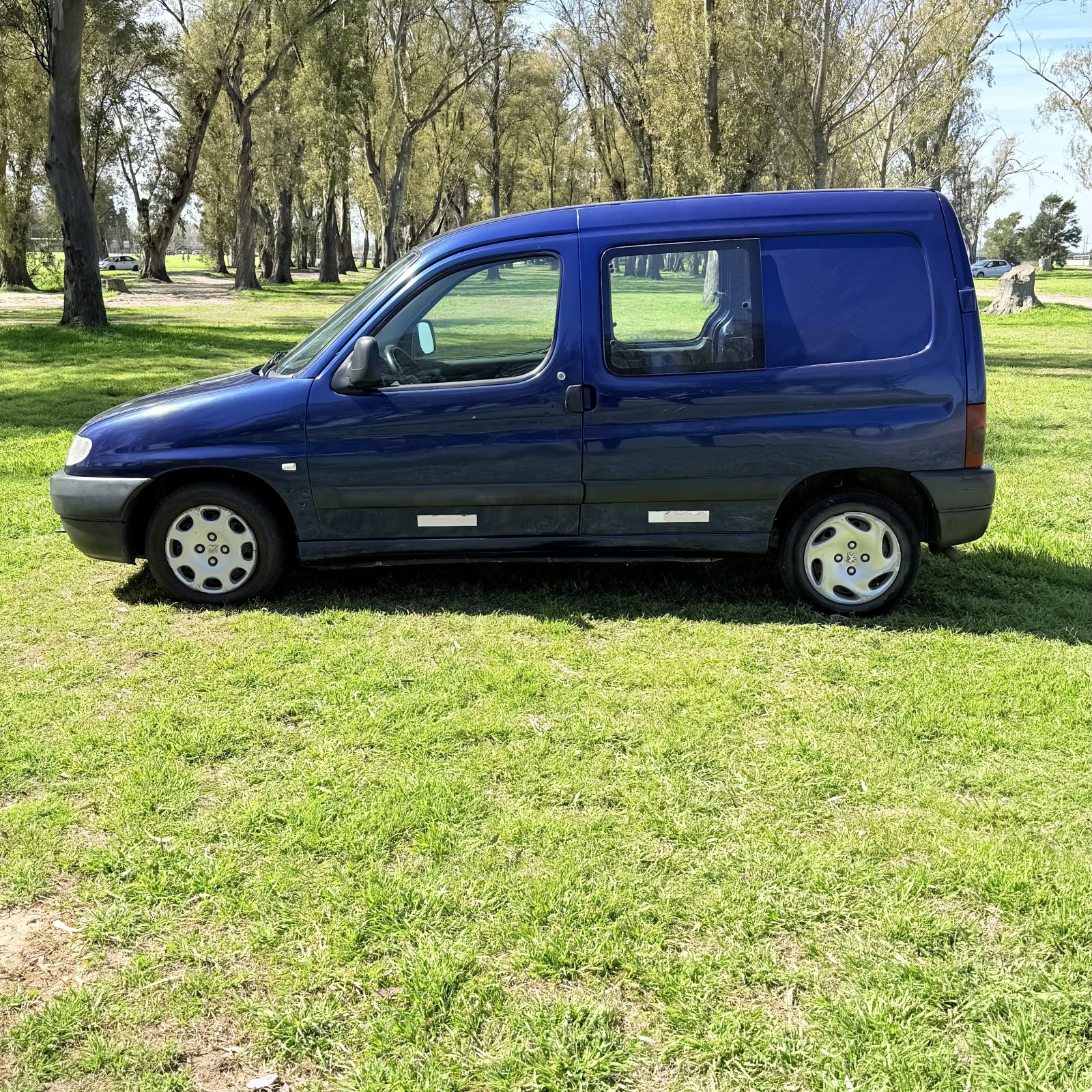 Miniatura 8 de PEUGEOT PARTNER 1.9D FURGON 2008