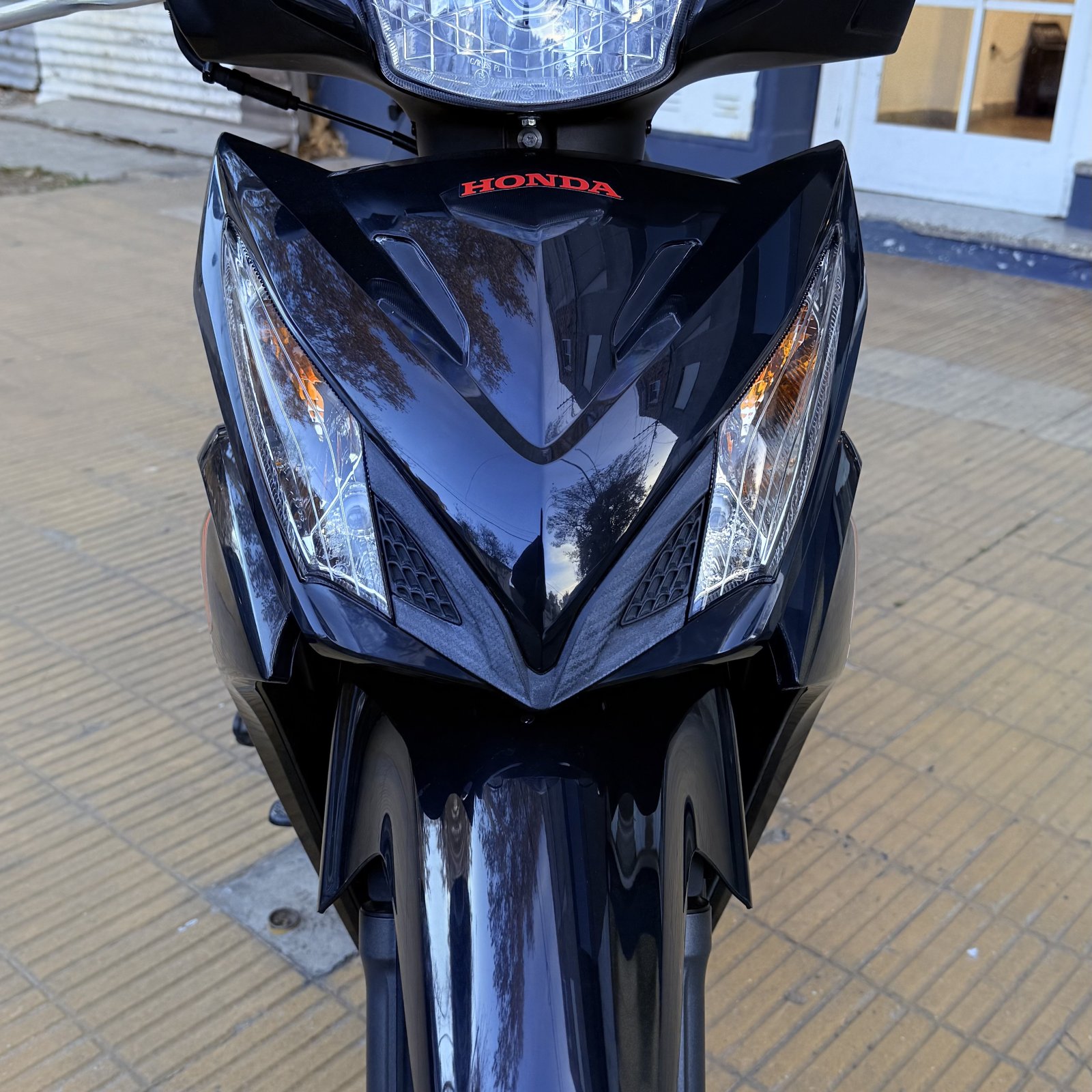 Miniatura 8 de HONDA WAVE 110S 2025