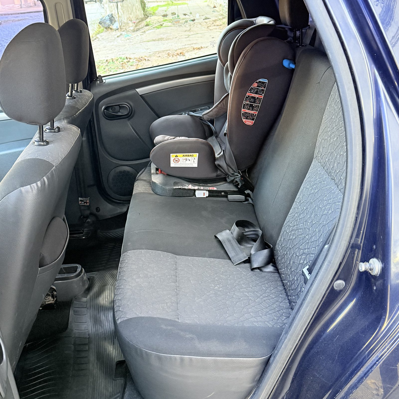 Miniatura 7 de RENAULT DUSTER CONFORT PLUS 1.6 ABS 4X2 2013