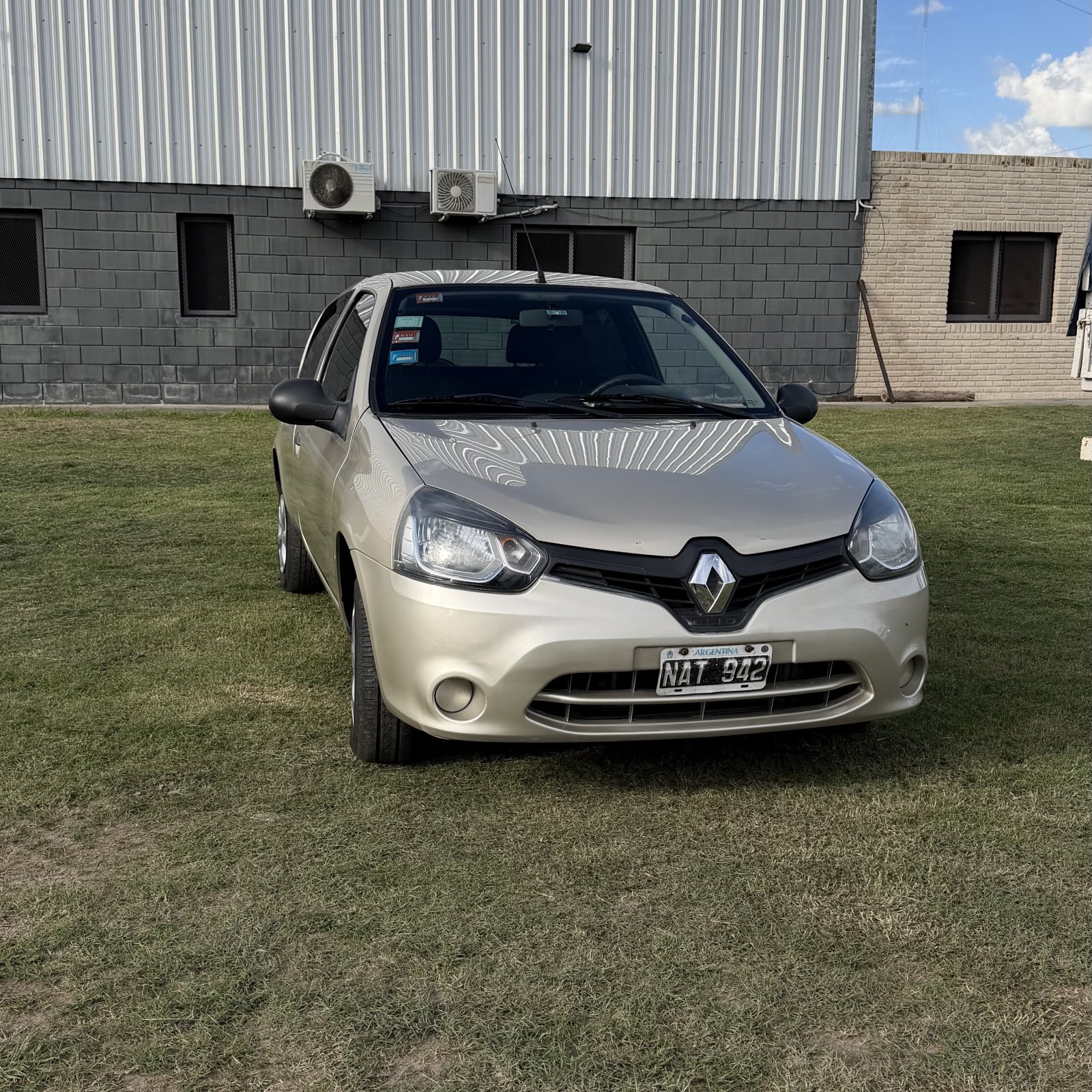 Miniatura 2 de RENAULT CLIO 1.2 MANUAL 2013