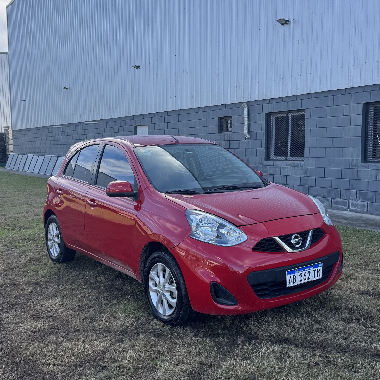 Miniatura 2 de NISSAN MARCH 1.6 SENSE PURÉ DRIVE 2017
