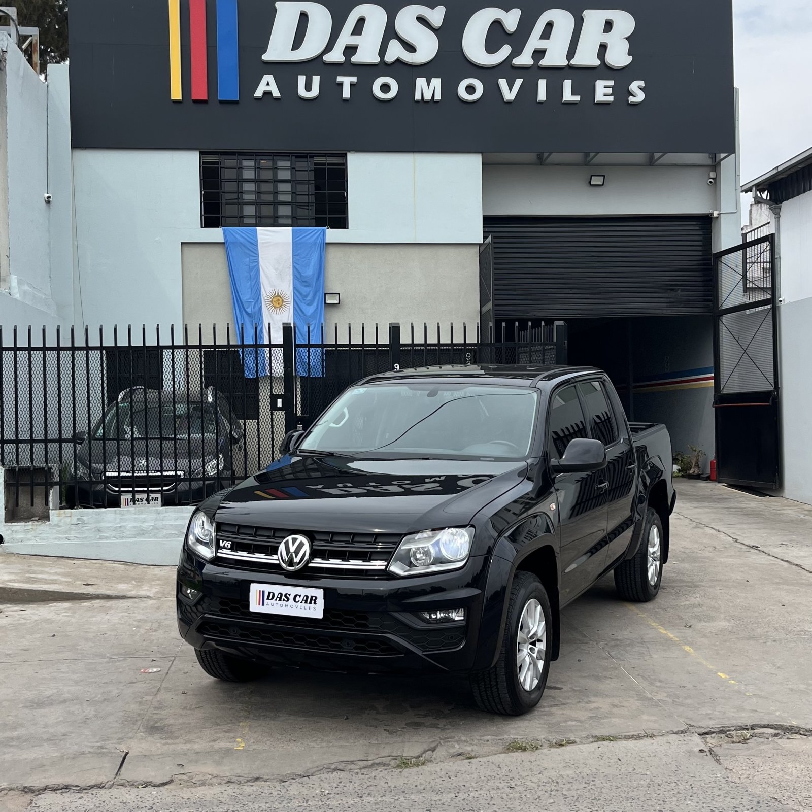 Miniatura 2 de VOLKSWAGEN AMAROK 3.0 TDI V6 COMFORTLINE AT 2023