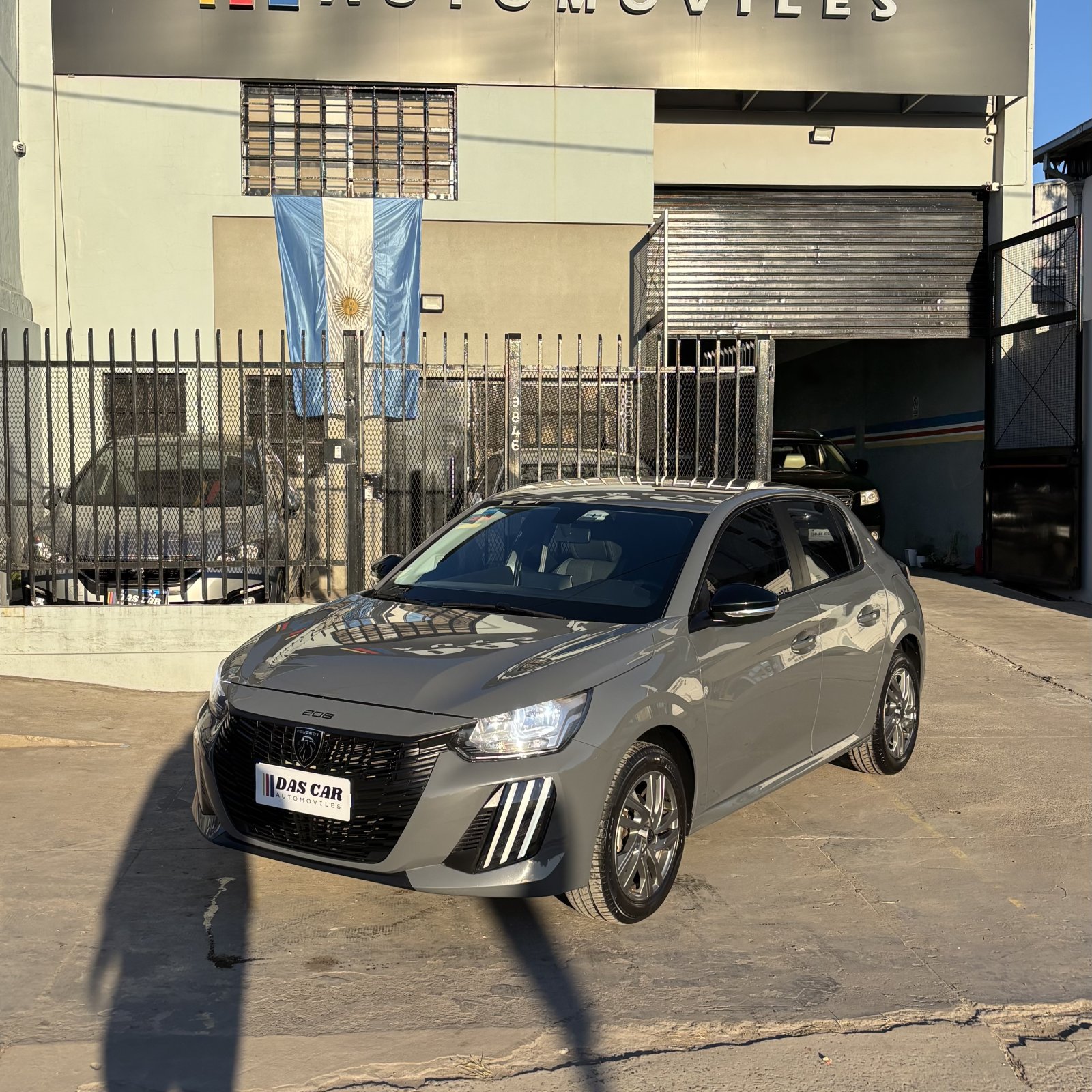 Miniatura 2 de PEUGEOT 208 ALLURE 1.6 AT 2024