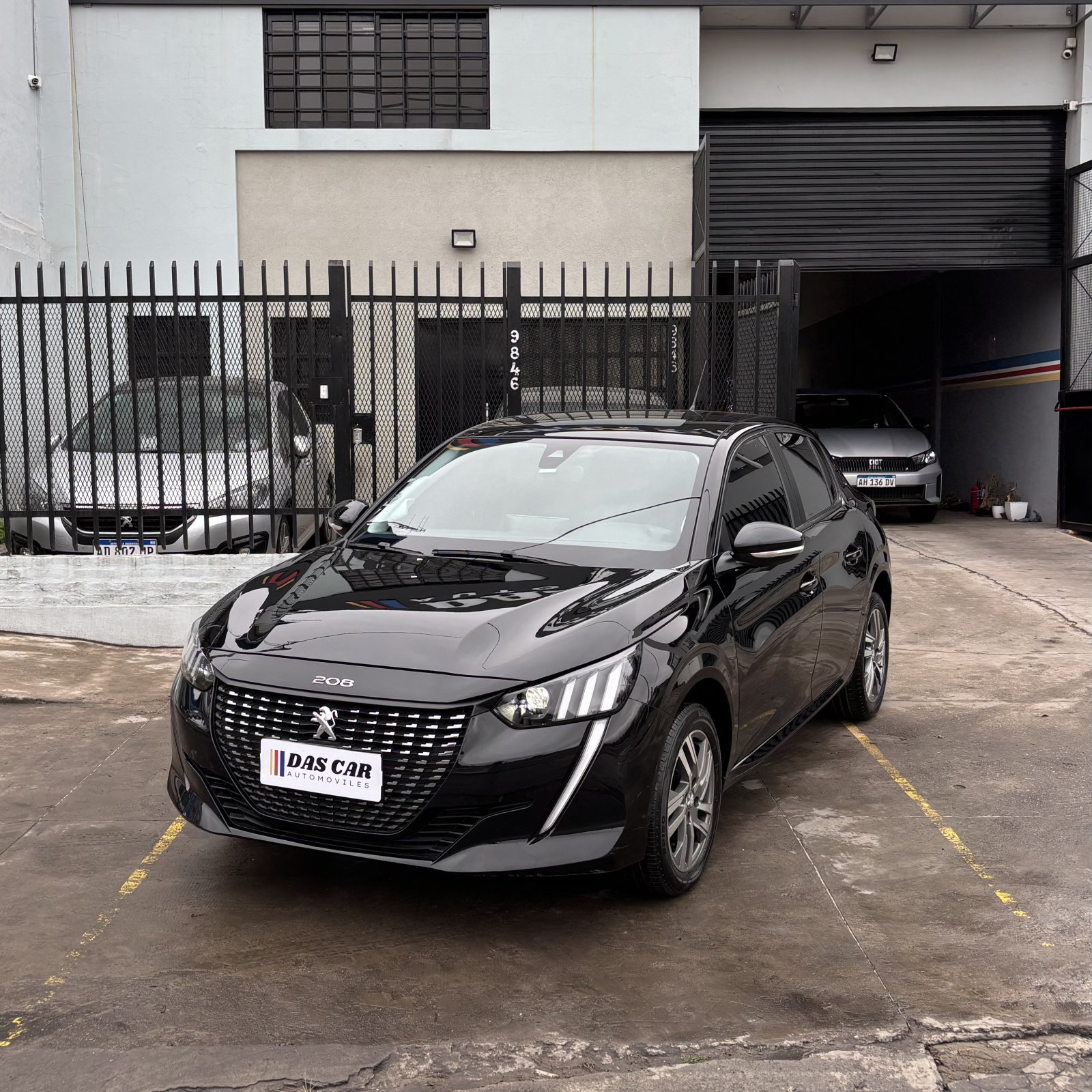 Miniatura 2 de PEUGEOT 208 FELINE TIPTRONIC 1.6 AT 2023
