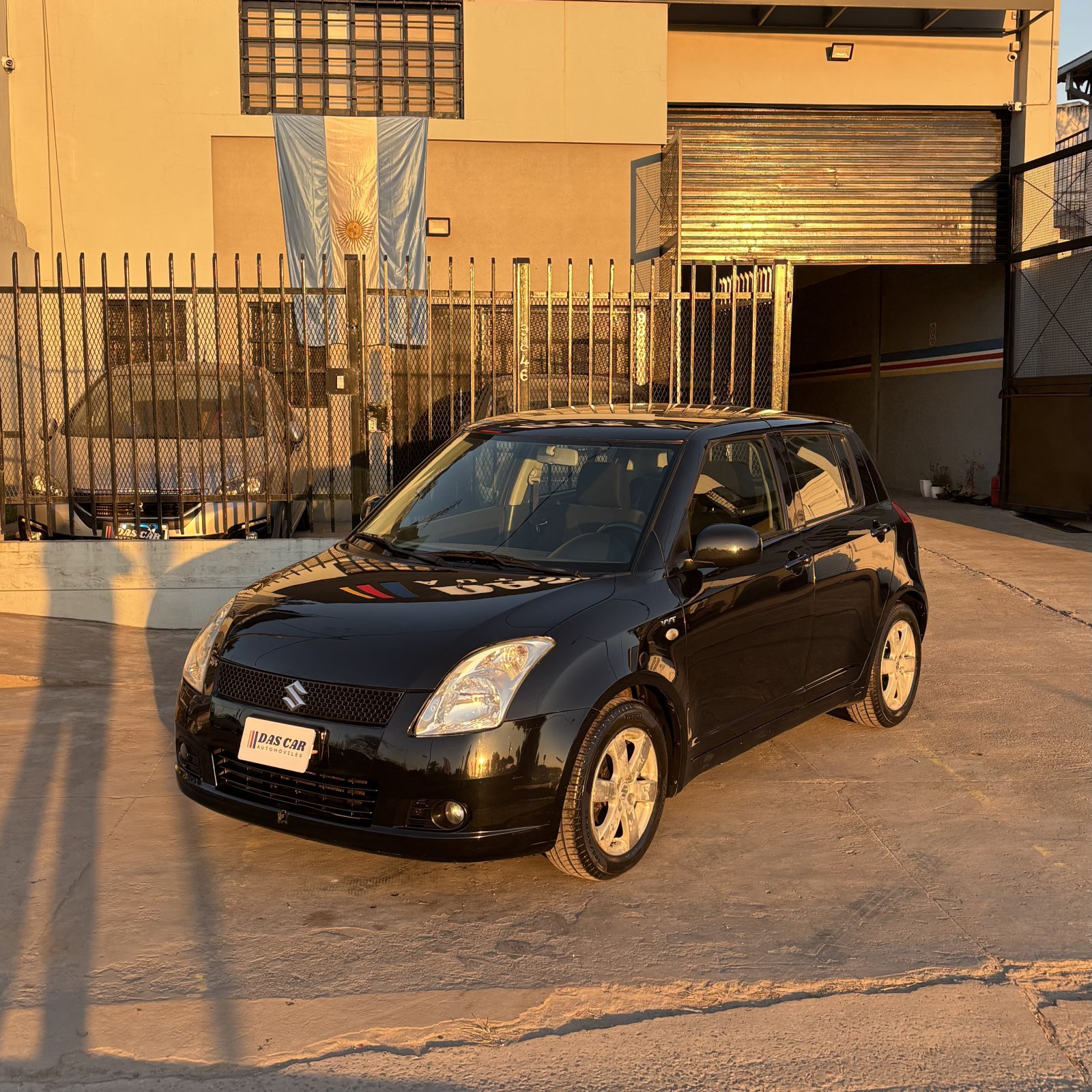 Miniatura 2 de SUZUKI SWIFT 1.5 MT 2007