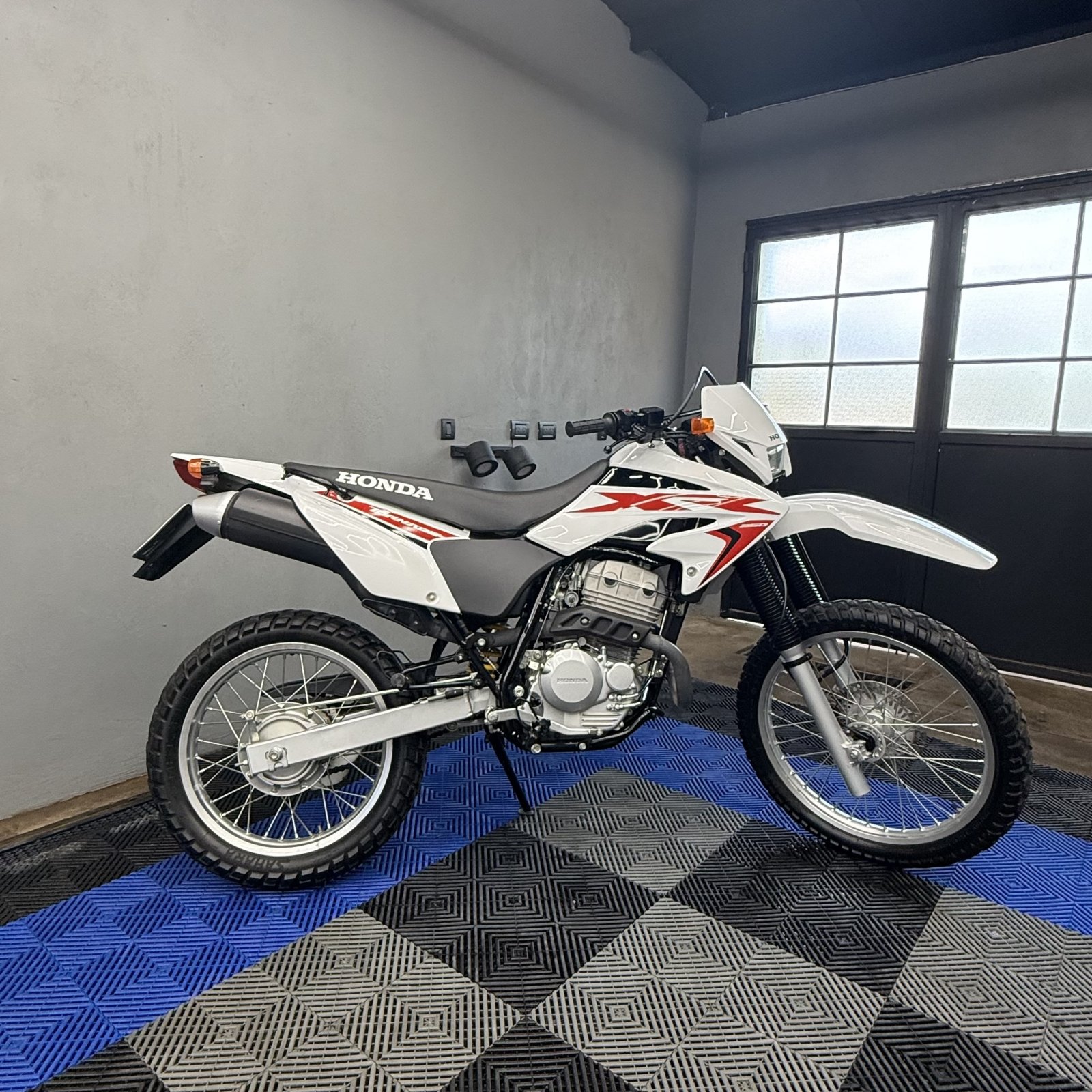 Miniatura 2 de HONDA TORNADO 250 XR 2022