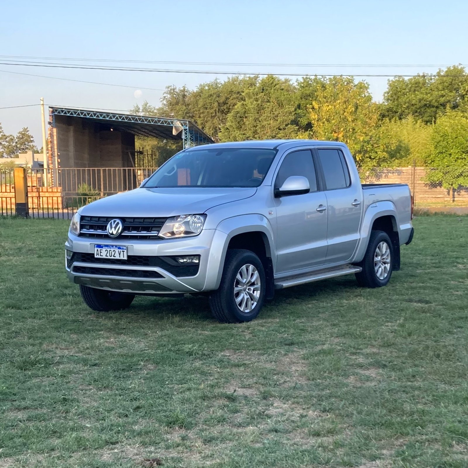 Miniatura 2 de VOLKSWAGEN AMAROK COMOFRTLINE 4X2 2020