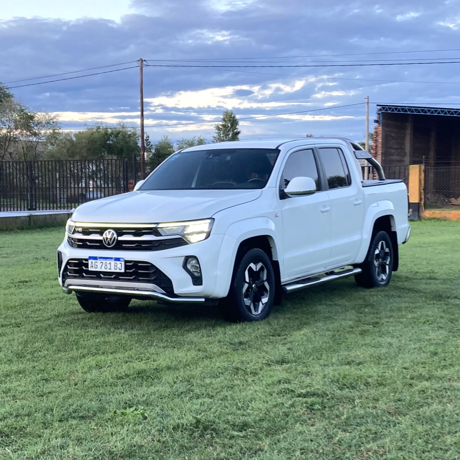 Miniatura 2 de VOLKSWAGEN AMAROK V6 HIGHLINE 2024