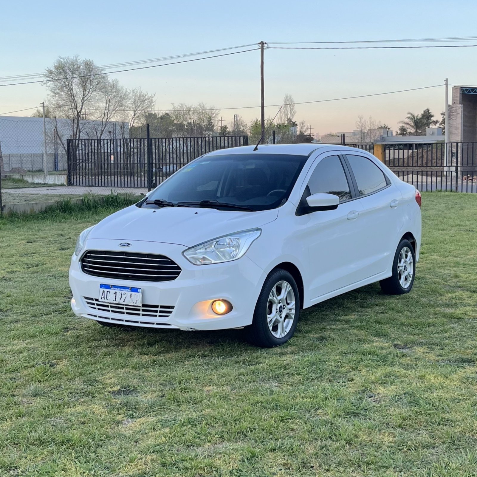 Miniatura 2 de FORD KA 1.5 SEL 2018