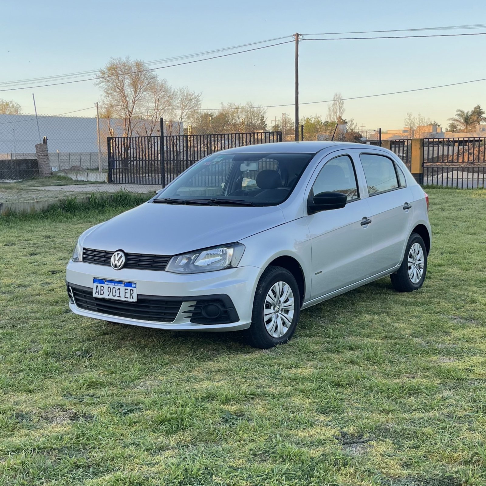 Miniatura 2 de VOLKSWAGEN GOL TREND 1.6 TRENDLINE 2017