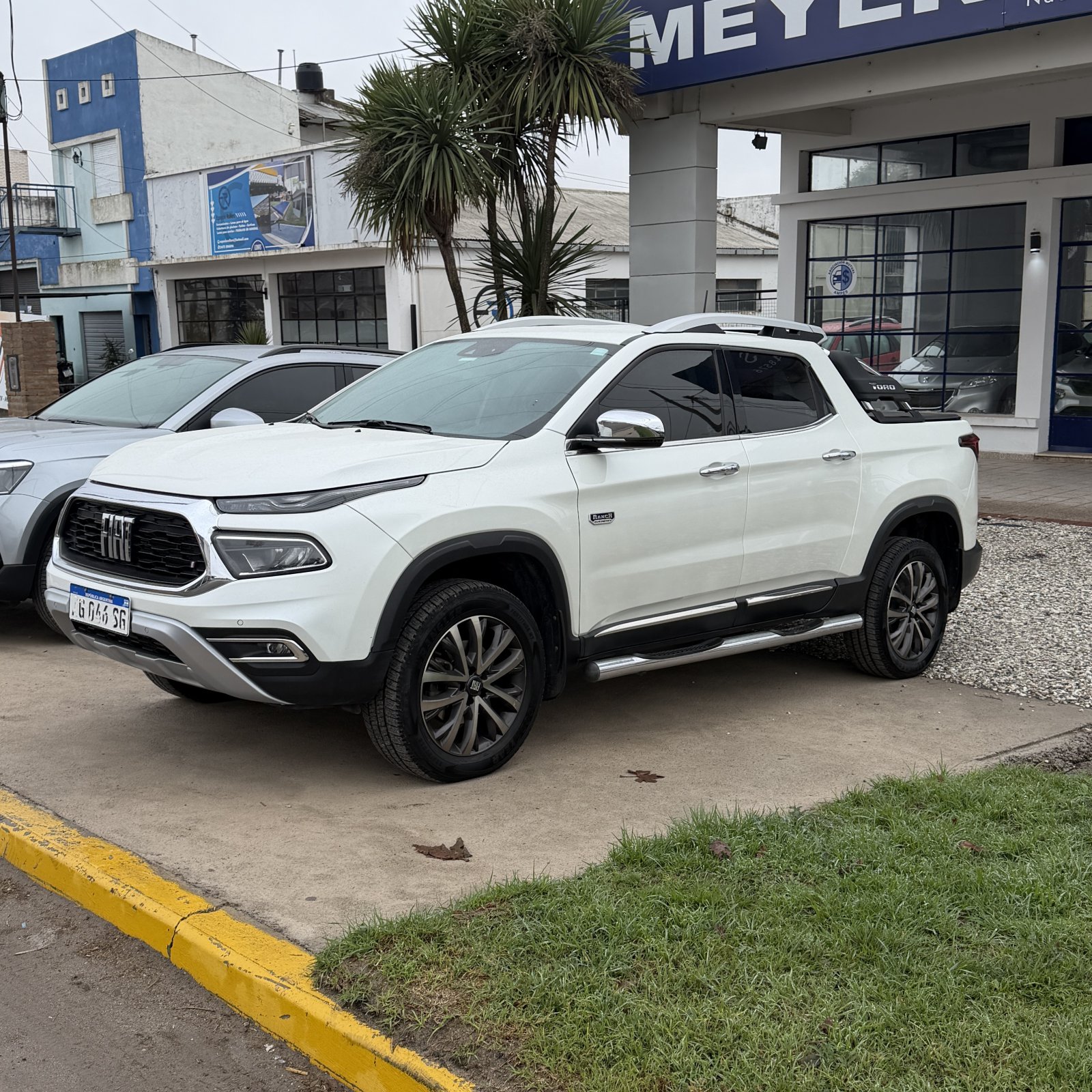Miniatura 2 de FIAT TORO RANCH 2.0 AT 2023