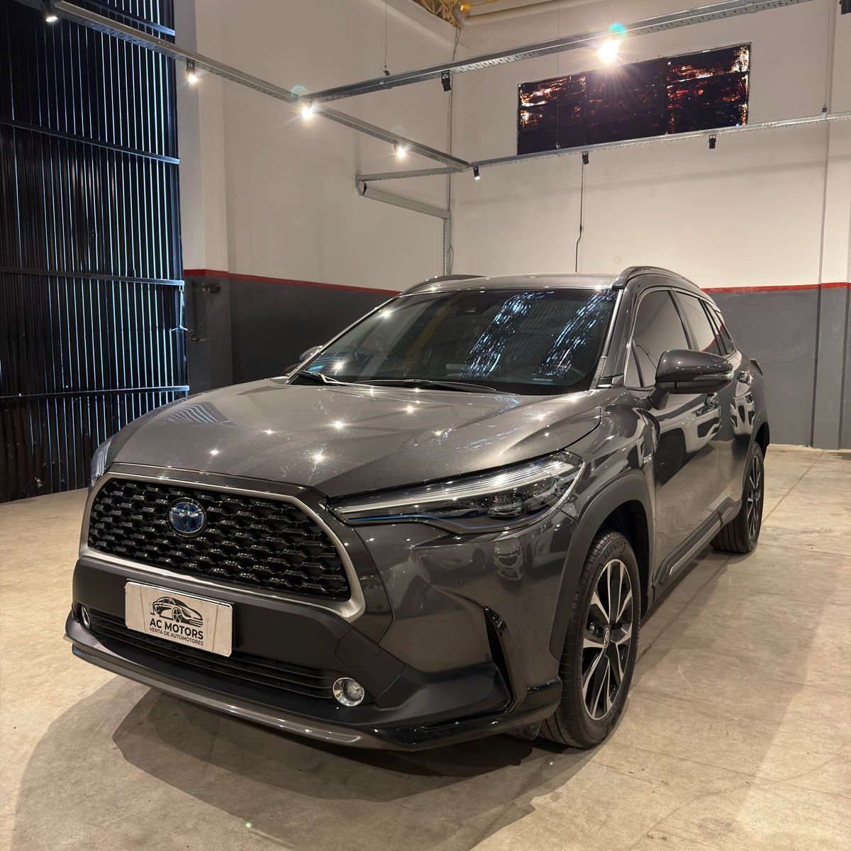 Miniatura 2 de TOYOTA COROLLA CROSS SEG HYBRIDA 2024