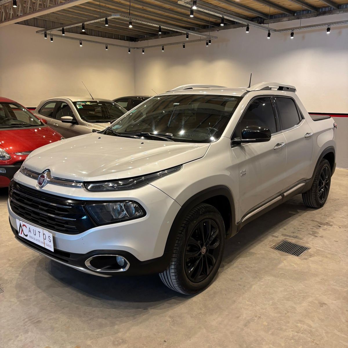 Miniatura 2 de FIAT TORO VOLCANO 4X4 2019