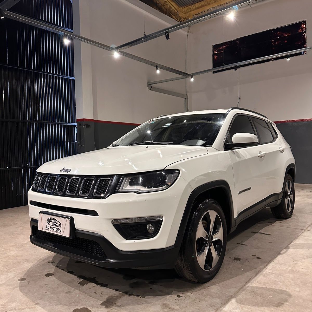 Miniatura 2 de JEEP COMPASS LONGITUDE 2019